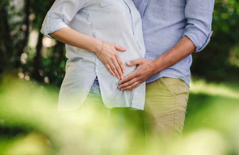 Que ressent la future maman quand son bébé bouge ?